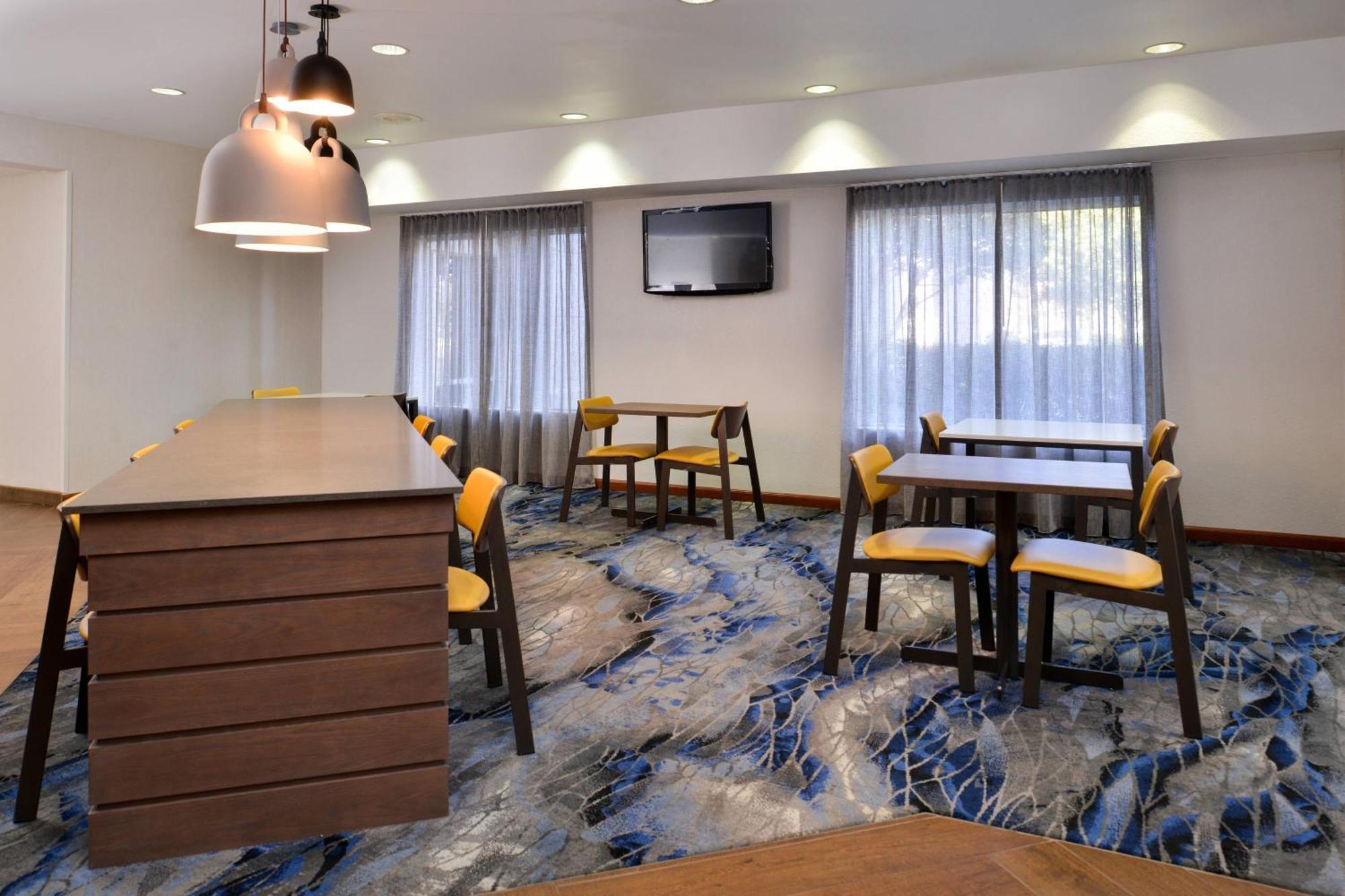 Fairfield Inn & Suites By Marriott Окала Экстерьер фото